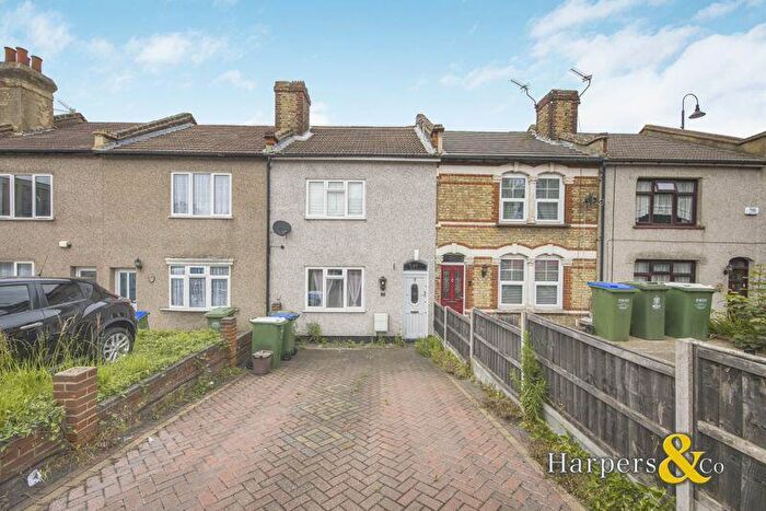 2 Bedroom Terraced House To Rent In Crayford Road, Dartford, DA1