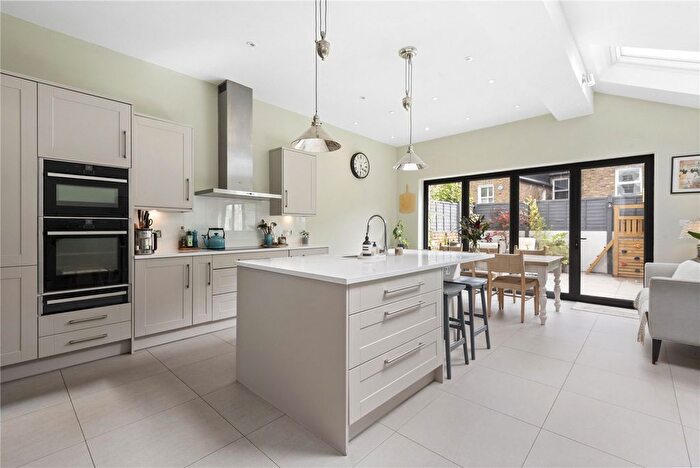 4 Bedroom Terraced House For Sale In Cathles Road, SW12