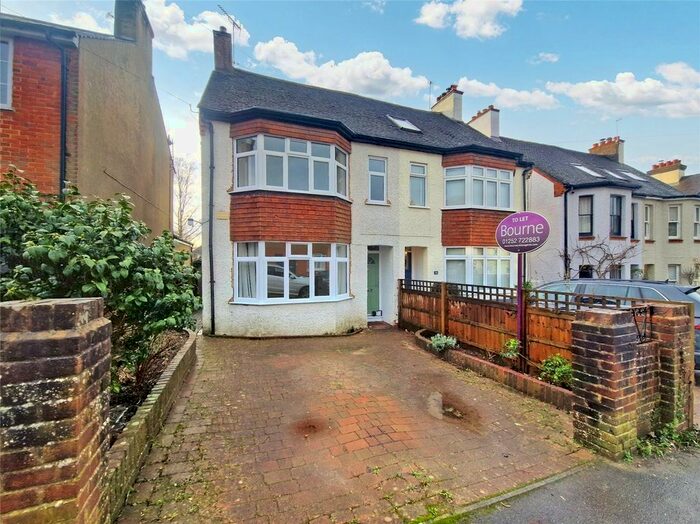 3 Bedroom Semi-Detached House To Rent In Weydon Hill Road, Farnham, Surrey, GU9