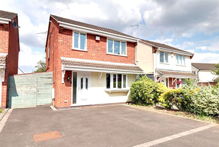3 Bedroom Detached House For Sale In Bickley Close, Hough, Cheshire, CW2