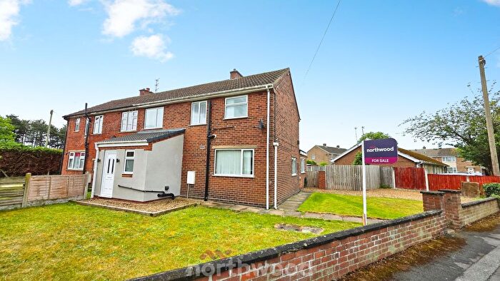 3 Bedroom Semi-Detached House For Sale In Bluebell Court, Blaxton, Doncaster, DN9