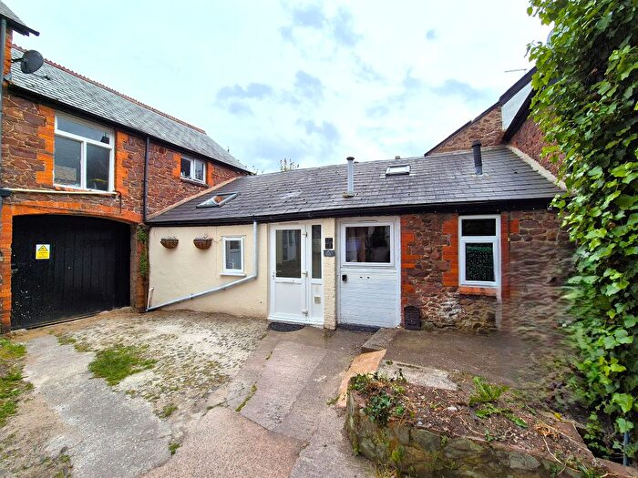 1 Bedroom Property For Sale In Park Street, Dunster, Minehead, TA24