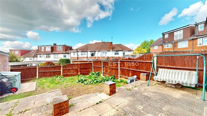 3 Bedroom Semi-Detached House For Sale In Hedgerley Gardens, Greenford, UB6