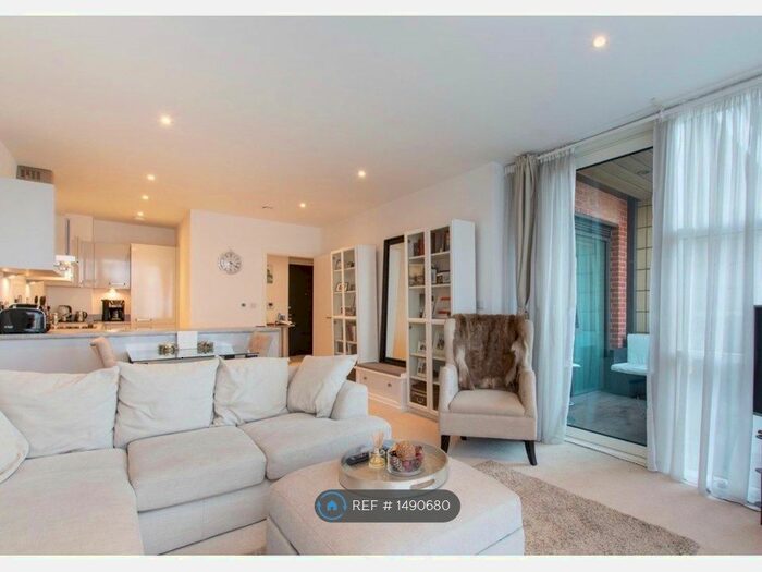 1 Bedroom Flat To Rent In Juniper Drive, London, SW18