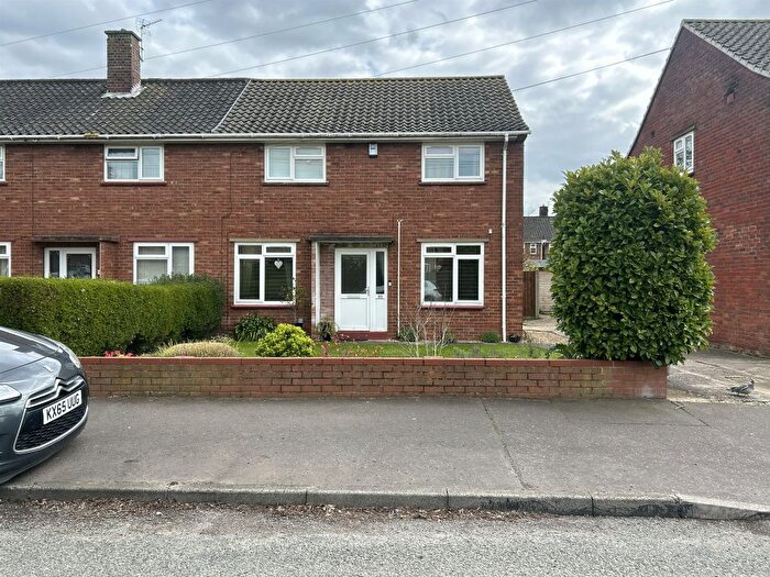 3 Bedroom End Terrace House For Sale In Rider Haggard Road, Norwich, NR7