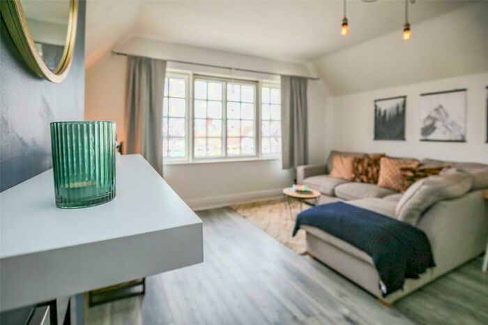 1 Bedroom Property To Rent In Henleaze Road, Bristol, BS9