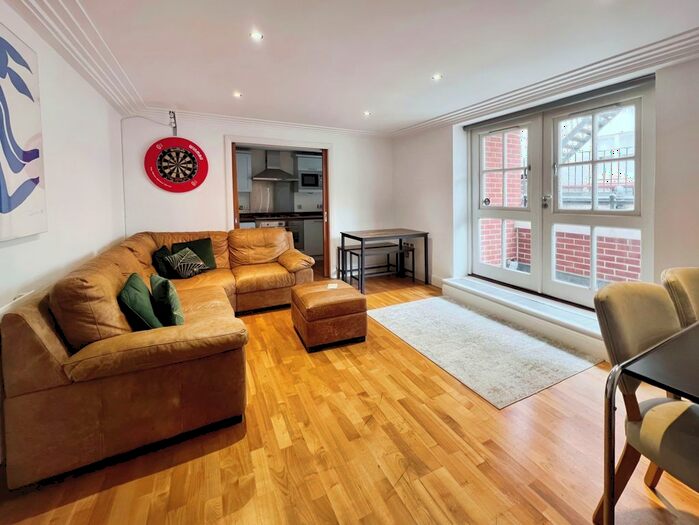 1 Bedroom Flat To Rent In Turner House, Exchange Court, Covent Garden, WC2R