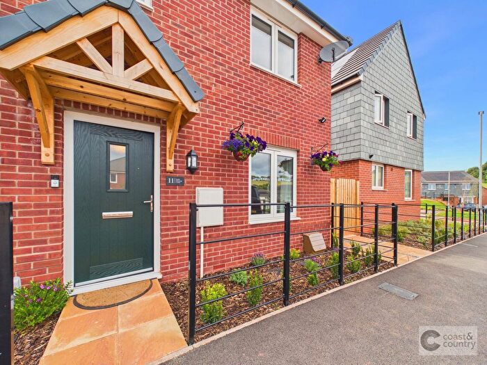 3 Bedroom Semi Detached House For Sale In Little Clannon Court, Paignton, TQ4
