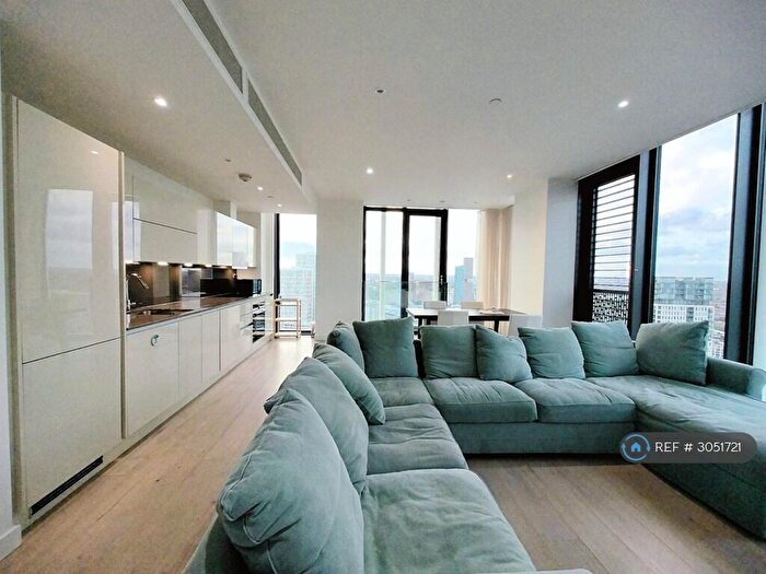 3 Bedroom Flat To Rent In Stratosphere Tower, London, E15