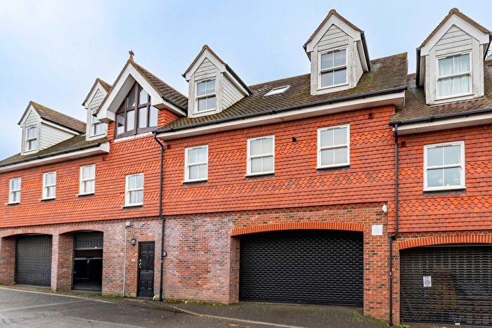 1 Bedroom Flat For Sale In Clearwater House, Bell Farm Lane, Uckfield, TN22
