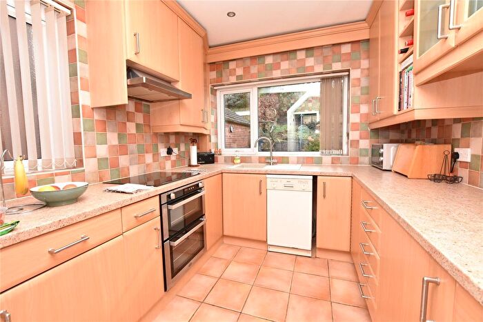 3 Bedroom Detached House For Sale In Baronsway, Leeds, West Yorkshire, LS15