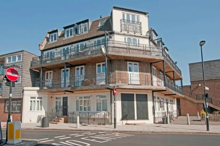 1 Bedroom Flat To Rent In Lyham Road, Brixton, SW2