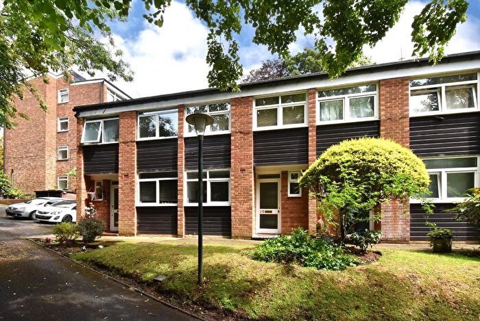 3 Bedroom Mews For Sale In Lubbock Road, Chislehurst, BR7