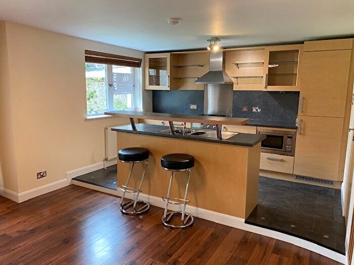 2 Bedroom Flat To Rent In Riverside Drive, Ferryhill, Aberdeen, AB10