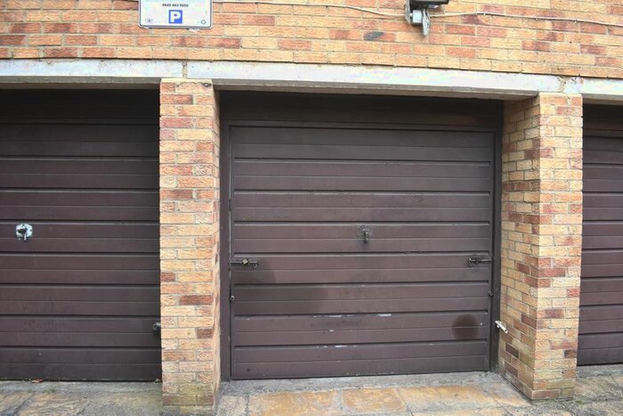 Garage / Parking To Rent In Brunel Close, London, SE19