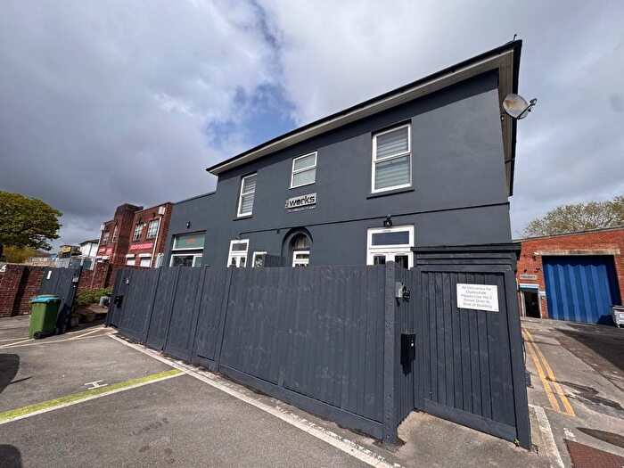 Studio To Rent In Millbrook Road East, Southampton, Hampshire, SO15