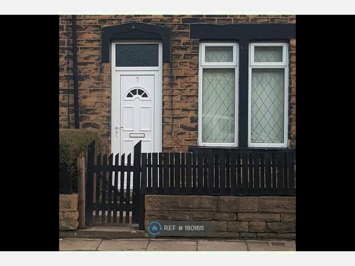 2 Bedroom Terraced House To Rent In Beverley Street, Bradford, BD4