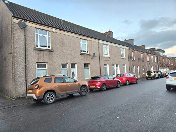 2 Bedroom Flat To Rent In Wilson Street Alexandria, G83