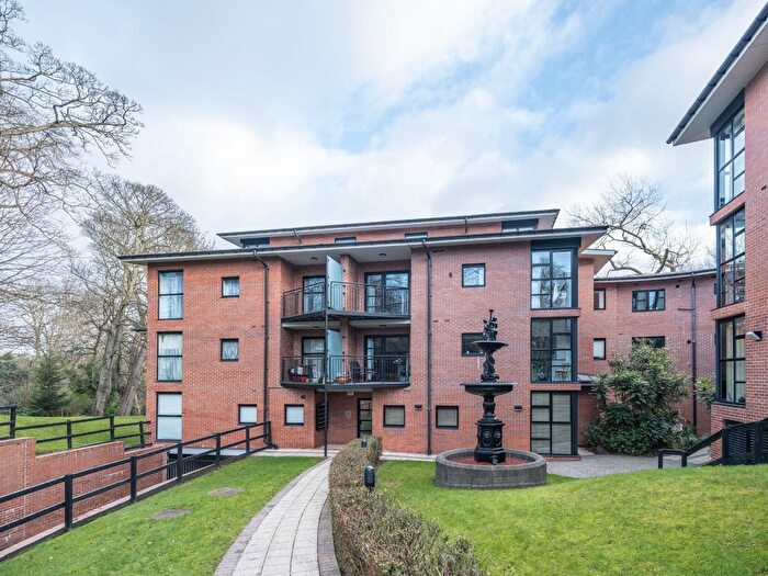 3 Bedroom Maisonette For Sale In Adderstone Court, Adderstone Crescent, Newcastle Upon Tyne, Tyne And Wear, NE2