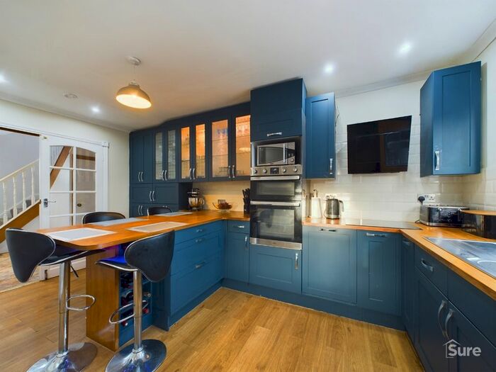 3 Bedroom Detached House For Sale In Woodland Road, Stanton, Burton On