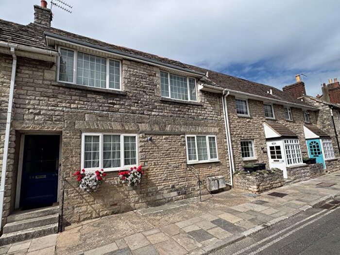 2 Bedroom Flat For Sale In High Street, Swanage, BH19