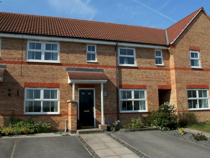 3 Bedroom Town House To Rent In Oxclose Park View, Halfway, S20
