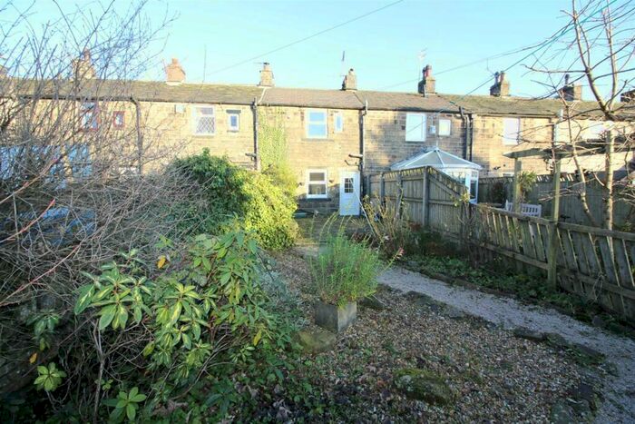 2 Bedroom Cottage To Rent In Rochdale Road, Edenfield, BL0