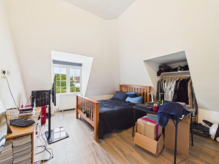 Studio To Rent In Shelley Road, Worthing, BN11