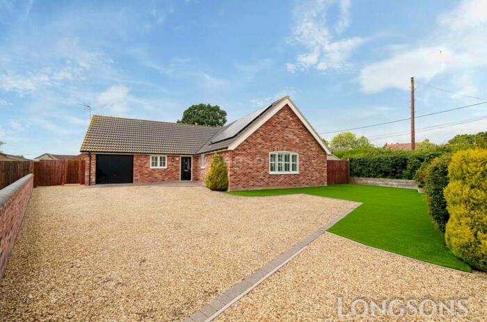 3 Bedroom Detached Bungalow For Sale In Dunham Road, Sporle, PE32