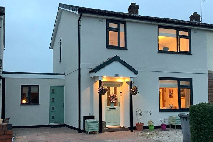 3 Bedroom Semi Detached House For Sale In Leven Road, York, YO24