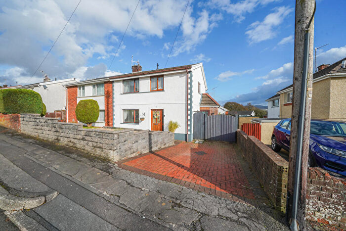 3 Bedroom Semi Detached House For Sale In Longford Road, Neath, SA10