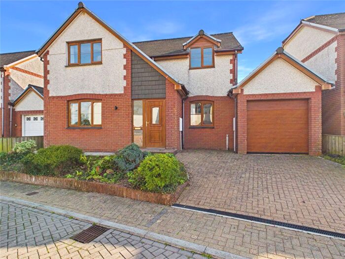 4 Bedroom Detached House For Sale In Village Farm Close, Marhamchurch, Bude, EX23