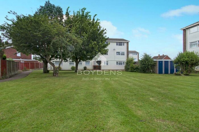 1 Bedroom Flat To Rent In Peregrine Close, Great Clacton, CO15