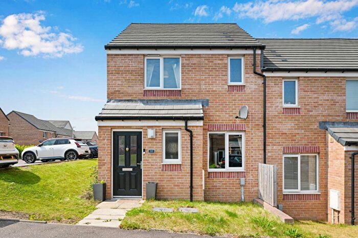 3 Bedroom End Of Terrace House For Sale In Duntreath Road, The Wisp, Edinburgh, EH16