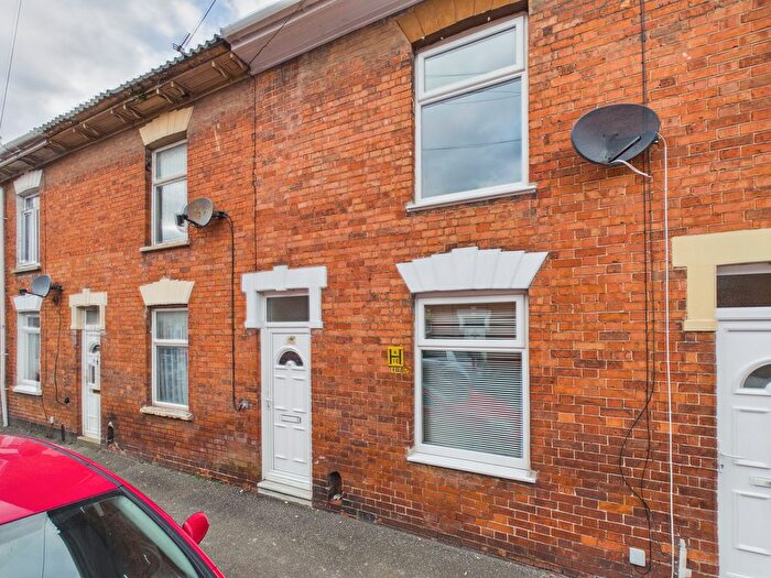 2 Bedroom Terraced House For Sale In Devonshire Street, Bridgwater, TA6