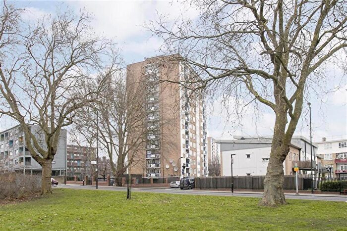 1 Bedroom Flat To Rent In Cazenove Road, London, N16