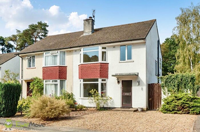 3 Bedroom Semi-Detached House For Sale In Portway, Baughurst, Tadley, Hampshire, RG26