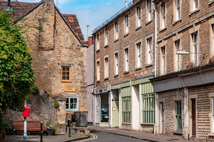 1 Bedroom Flat For Sale In Catherine Street, Frome, BA11