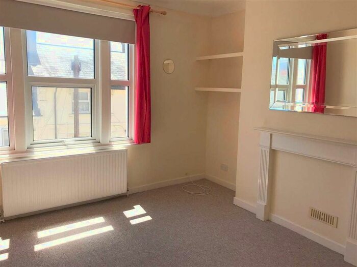 1 Bedroom Flat To Rent In Dudley Road, Tunbridge Wells, TN1
