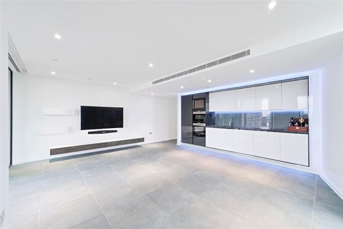 3 Bedroom Apartment To Rent In Dollar Bay Place, London, E14