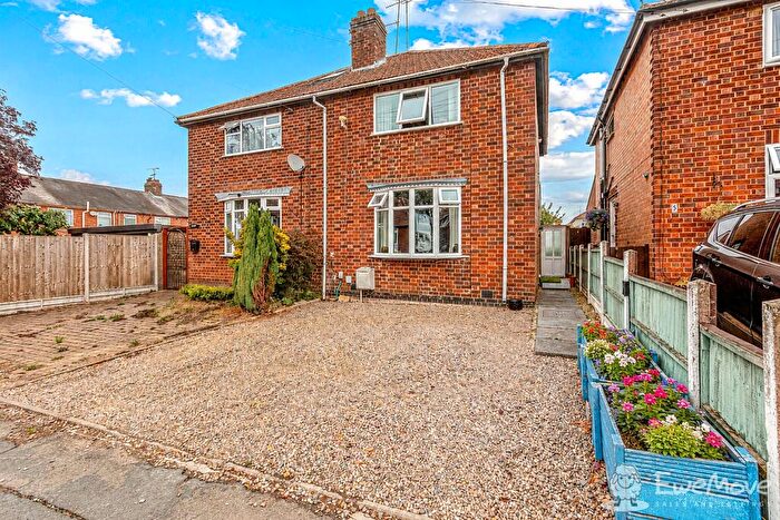2 Bedroom Semi Detached House For Sale In Pytchley Road, Rugby, CV22