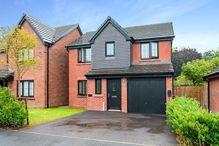 4 Bedroom Detached House For Sale In Silk Mill Street, Worsley, M28