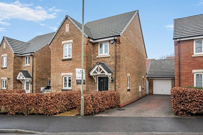 3 Bedroom Detached House For Sale In Rothschild Drive, Sarisbury Green, Southampton, Hampshire, SO31
