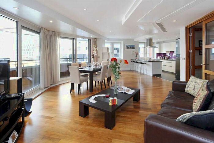 3 Bedroom Flat To Rent In Balmoral Apartments, London, W2