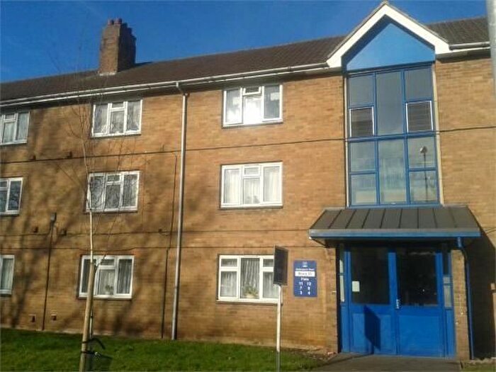 3 Bedroom Flat To Rent In Shakespeare Rd, Horninglow, Burton On Trent, DE14