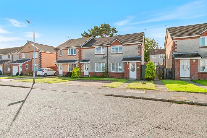 2 Bedroom End Of Terrace House For Sale In Peterson Drive, Glasgow, G13