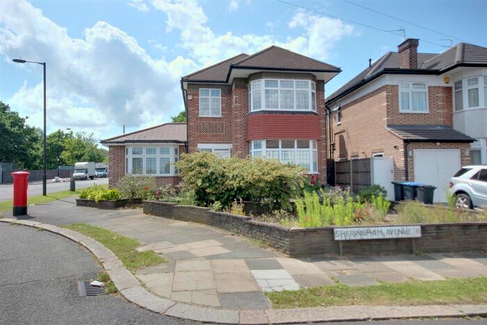 4 Bedroom Property To Rent In Sheringham Avenue, London, N14