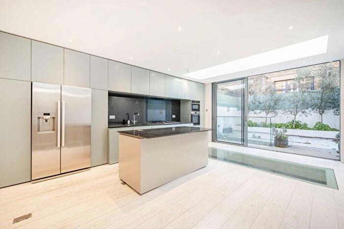 6 Bedroom Terraced House To Rent In Radipole Road, London, SW6