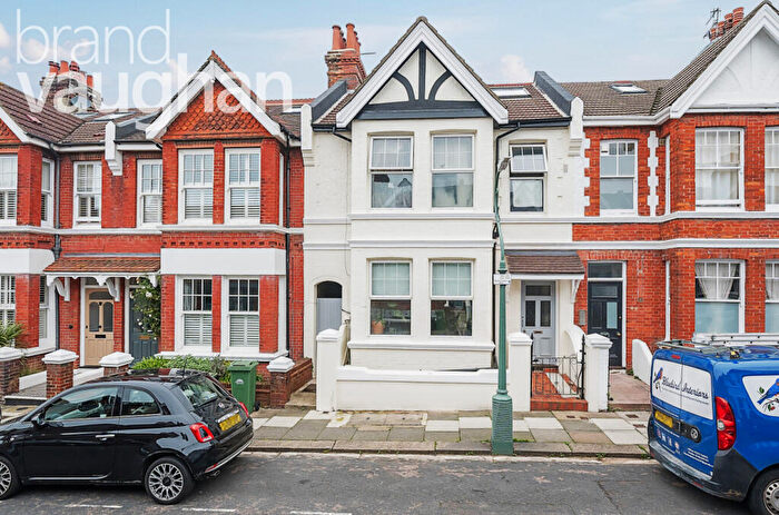 1 Bedroom Flat To Rent In Addison Road, Hove, East Sussex, BN3