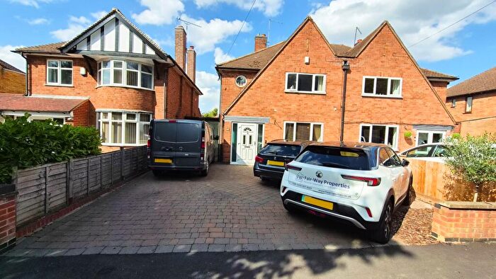 3 Bedroom Semi Detached House For Sale In Greengate Lane, Birstall, LE4
